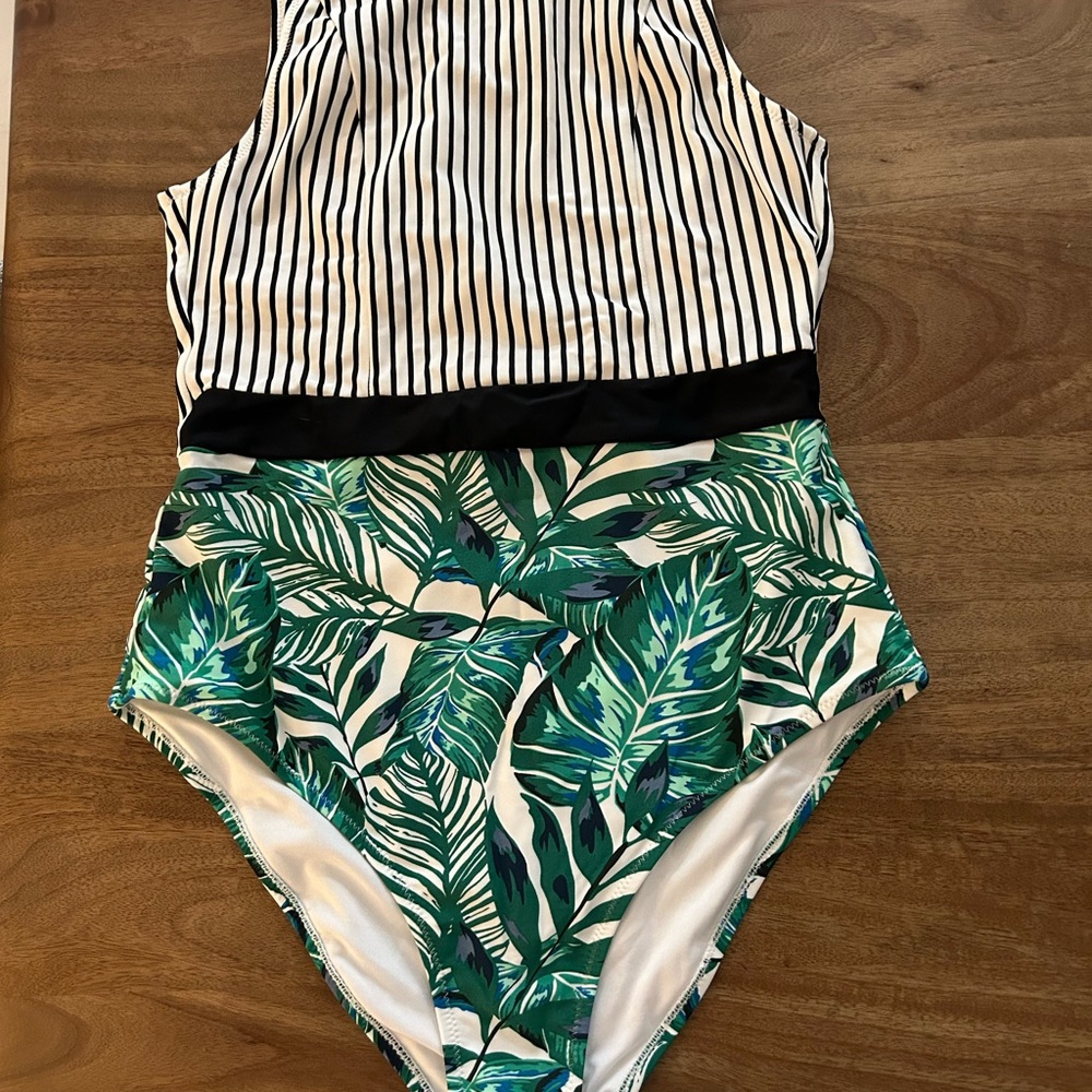 Cupshe Black & White Striped Top with Green Leaf Print One-Piece Swimsuit - Picture 9 of 10